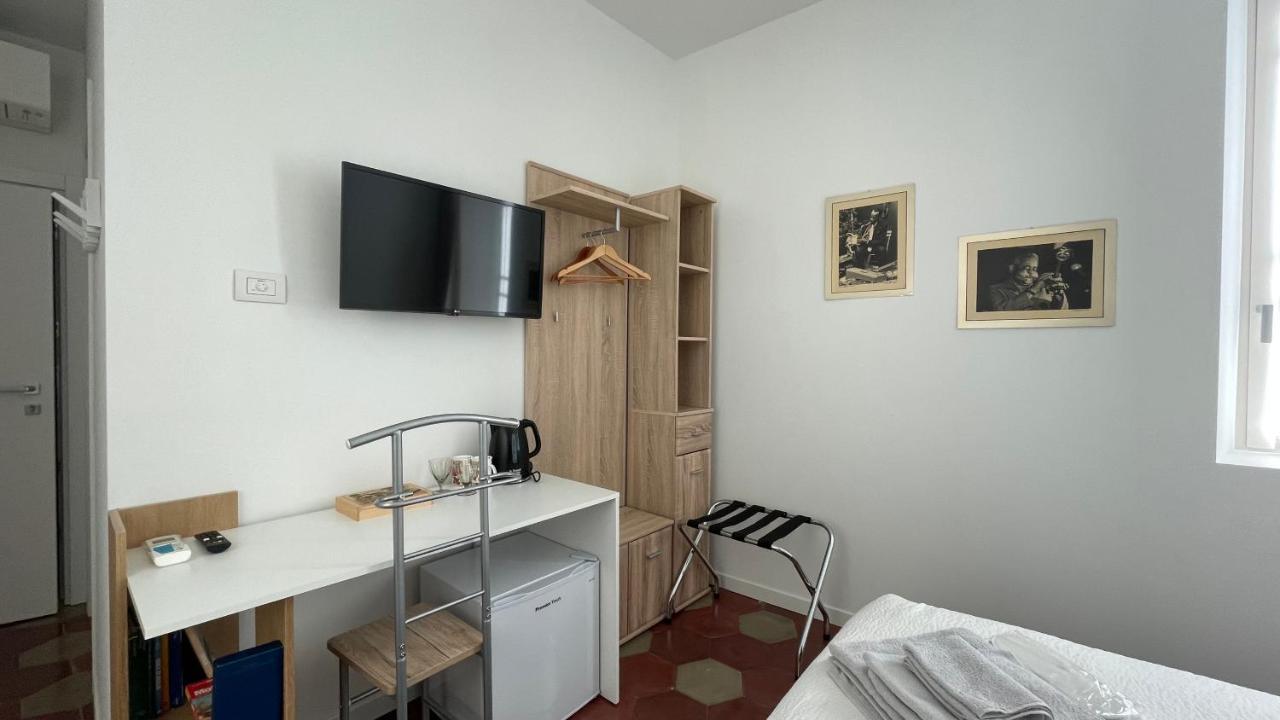 Santa Vincenza - Suite Indipendente Ловере Экстерьер фото